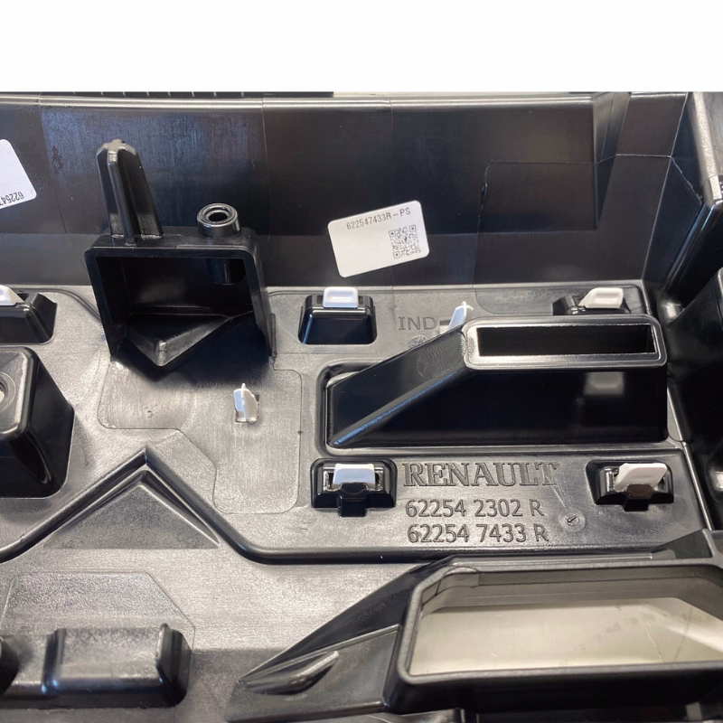 Grilă Calandru Originală Dacia Duster Facelift 2020+ (Logo Nou, fără cameră) – Cod 622547433R - imagine 4